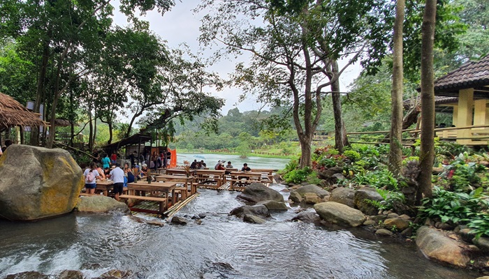 Mailum Falls Ecopark and Mountain Resort Mailum Falls Ecopark and Mountain Resort